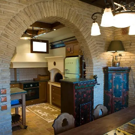 Townhouse In Near Delphi Alojamento de Acomodação e Pequeno-almoço Arachova