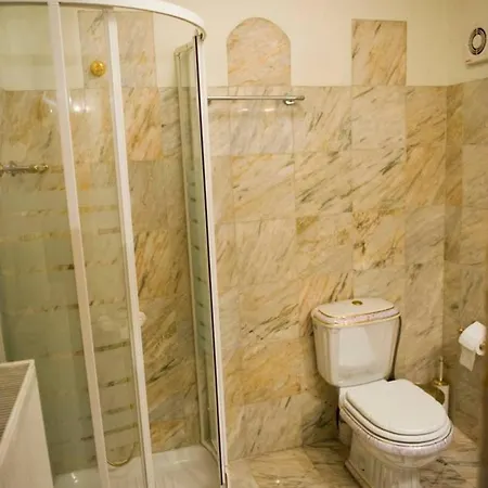 לינה וארוחת בוקר Townhouse In Near Delphi *